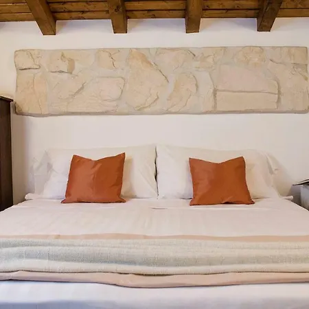 Altido Perfect For Couple, Fantastic View, Terrace And Parking