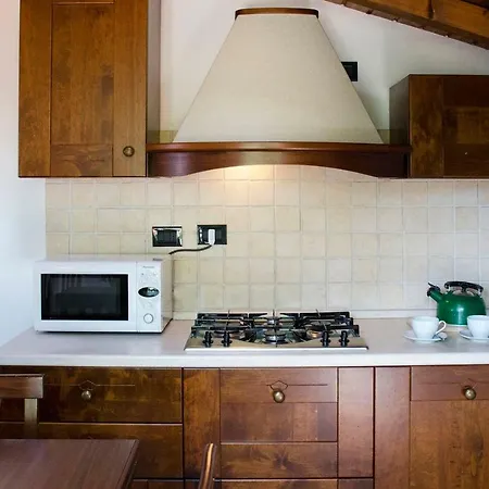 Altido Perfect For Couple, Fantastic View, Terrace And Parking
